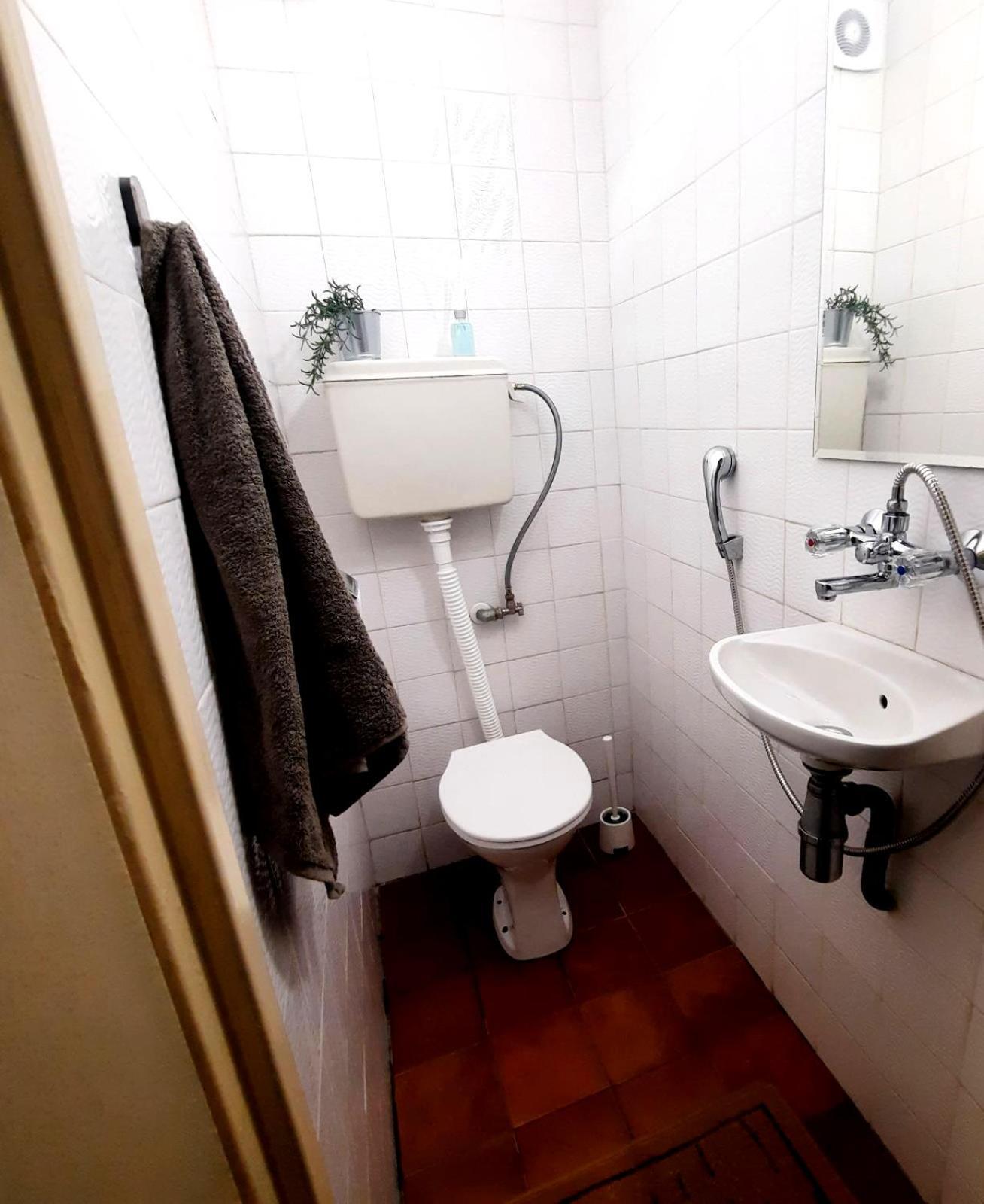 Spacious 3 Bedroom Apartment, Close To Metro Station Sofia Ngoại thất bức ảnh